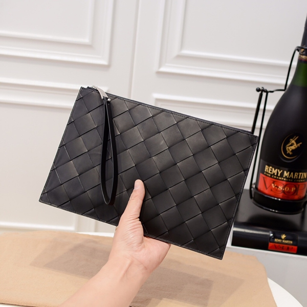 ボッテガヴェネタ財布コピー背面デザイン